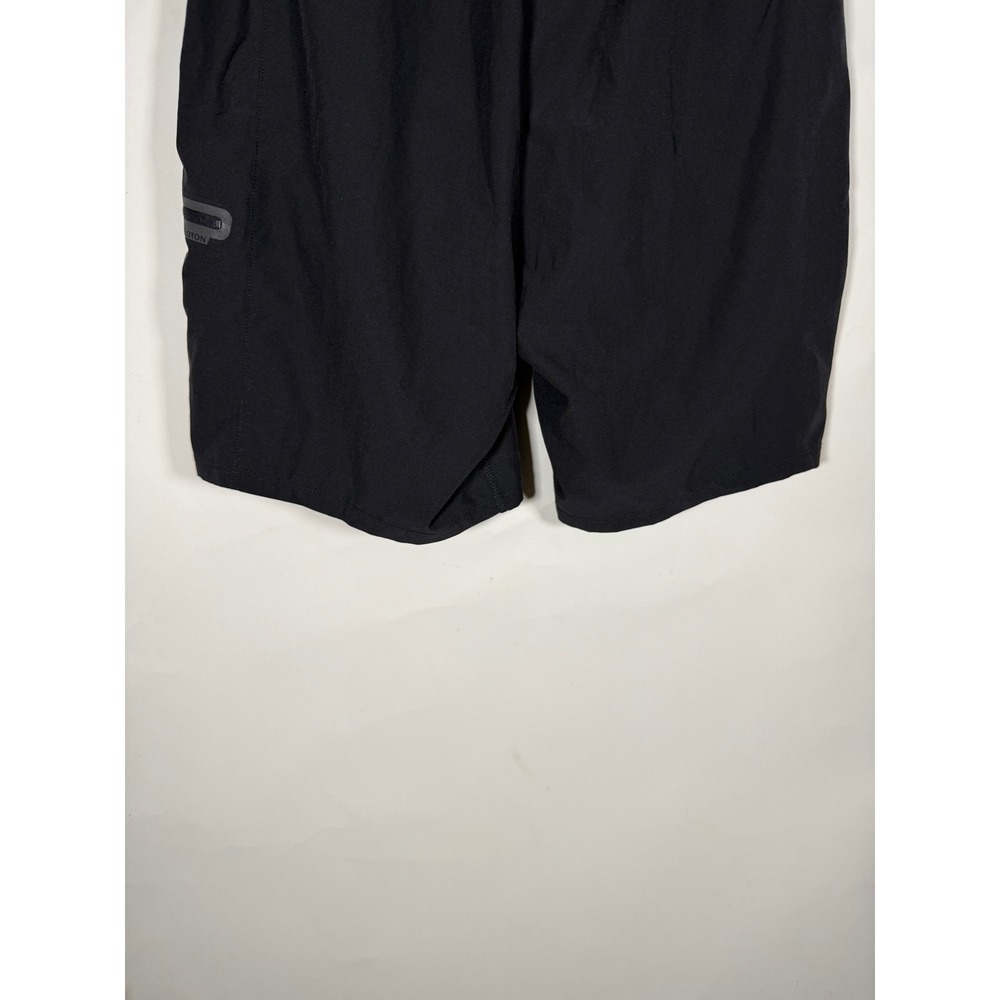 Peloton Mens Athletic Training Shorts Black Lined Size M Zipper Pockets - Picture 5 of 8